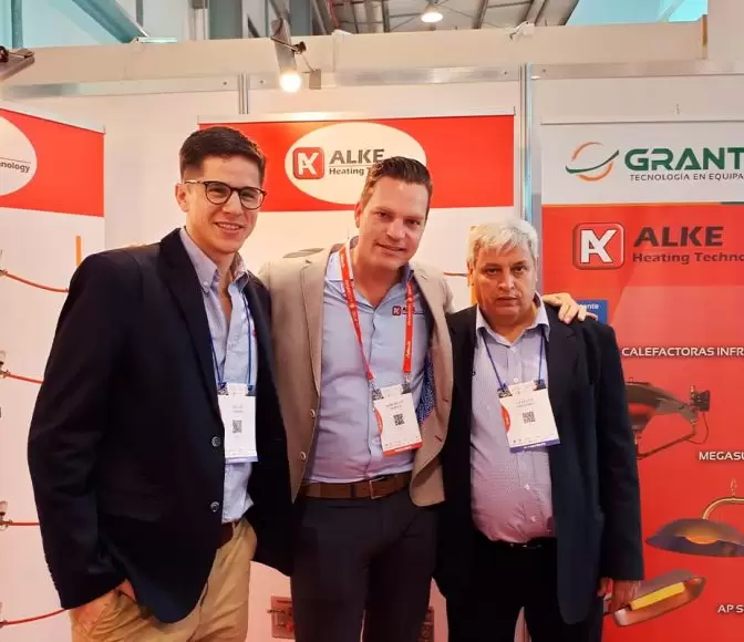Nuestro equipo con Alke en OVUM 2024